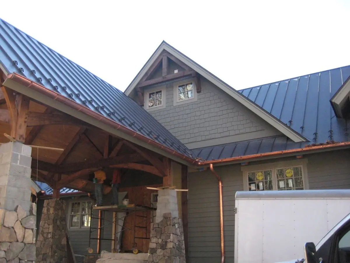 Craftsman Roofing team delivering quality roofing work in North Branford